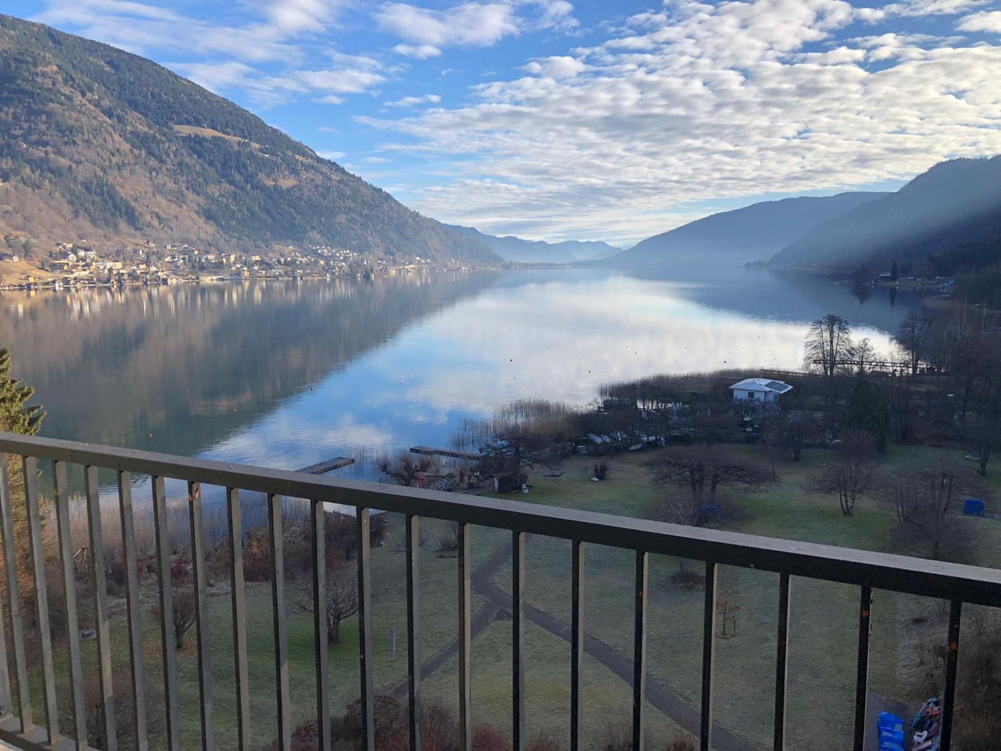 Appartement Mit Seeblick Am Ossiacher See Филах Екстериор снимка