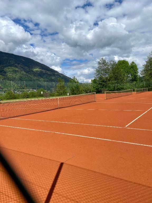 Appartement Mit Seeblick Am Ossiacher See Филах Екстериор снимка